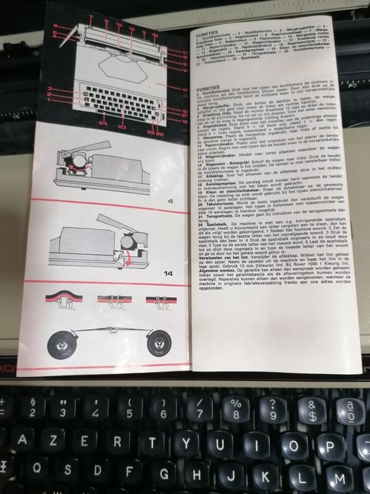 Máquina de escrever