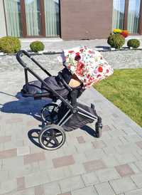 Cybex Priam Spring Blossom прогулка
В комплекте :