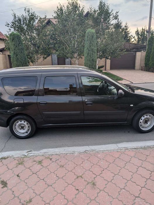 Продам Dacia Logan универсал