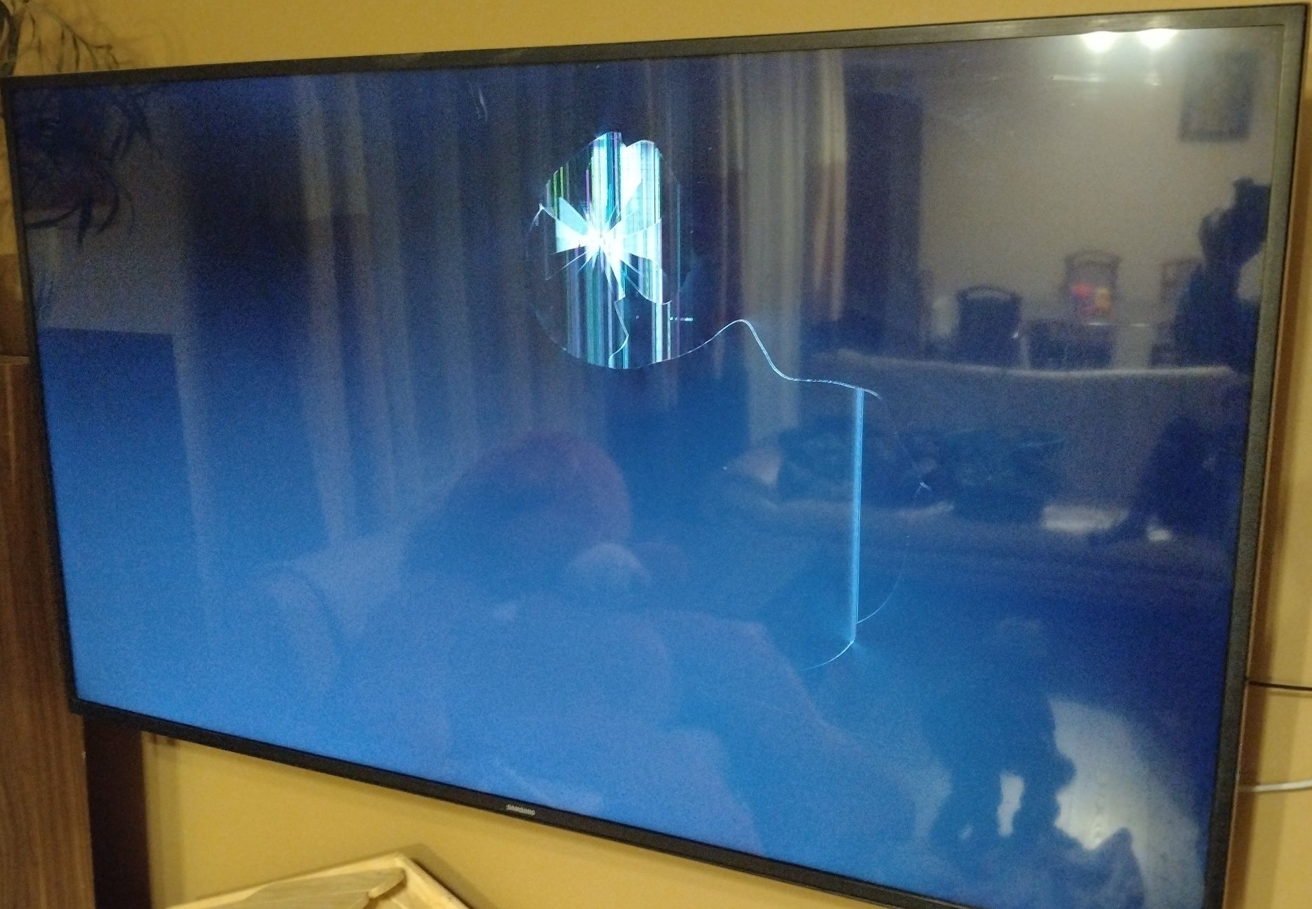 Samsung UE55MU6102 Smart TV 4K uszkodzony