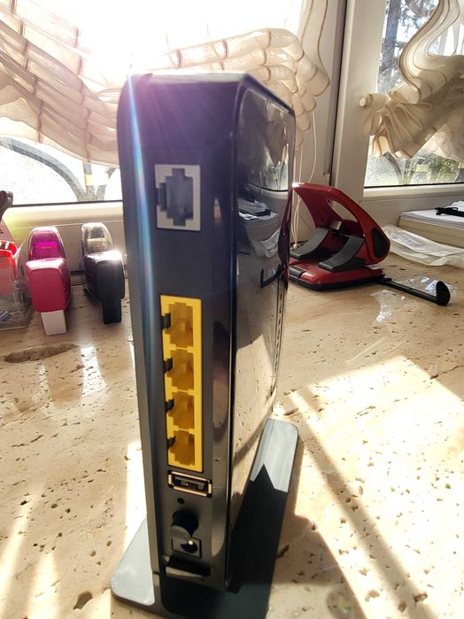 Netgear N 300 Wireless ADSL2 Modem Router