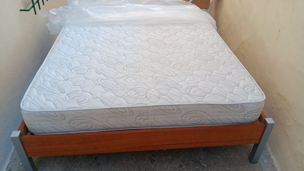 Cama e Colchão de molas, Casal, 200X160