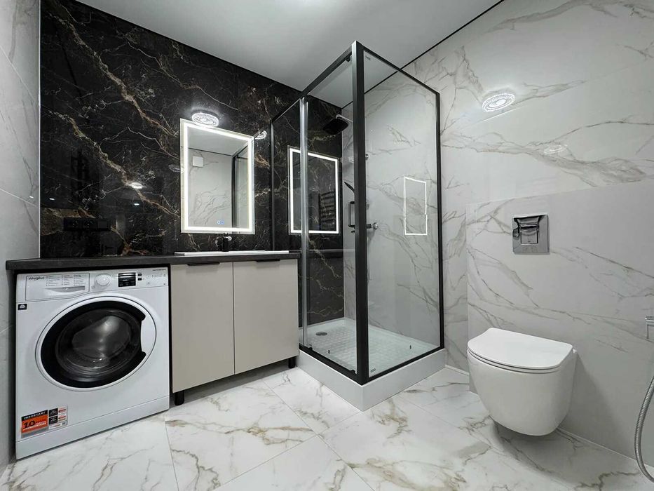 Шикарна двокімнатна квартира з кухнею-студією