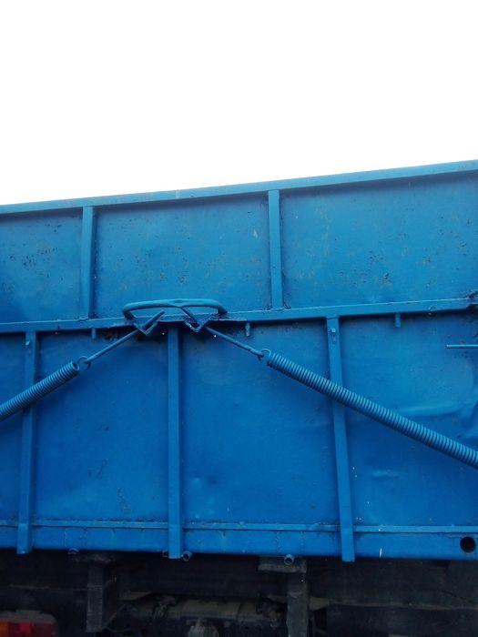 Продам камаз по запчастям