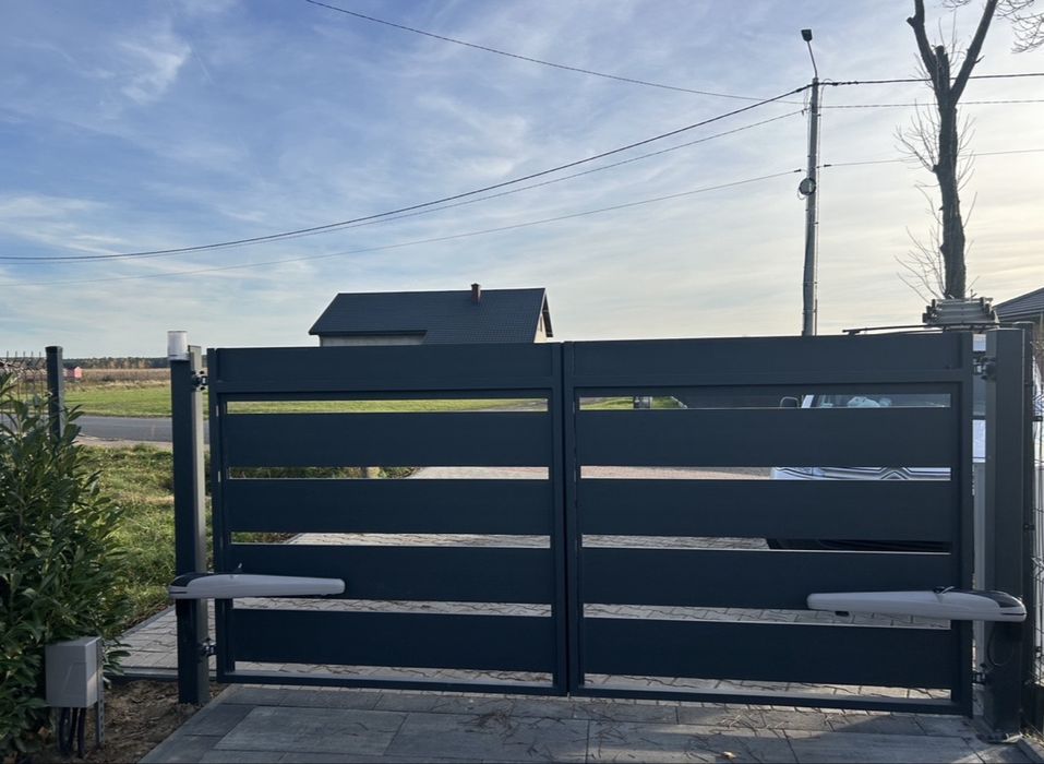 Montaż kamer i napędów do bram