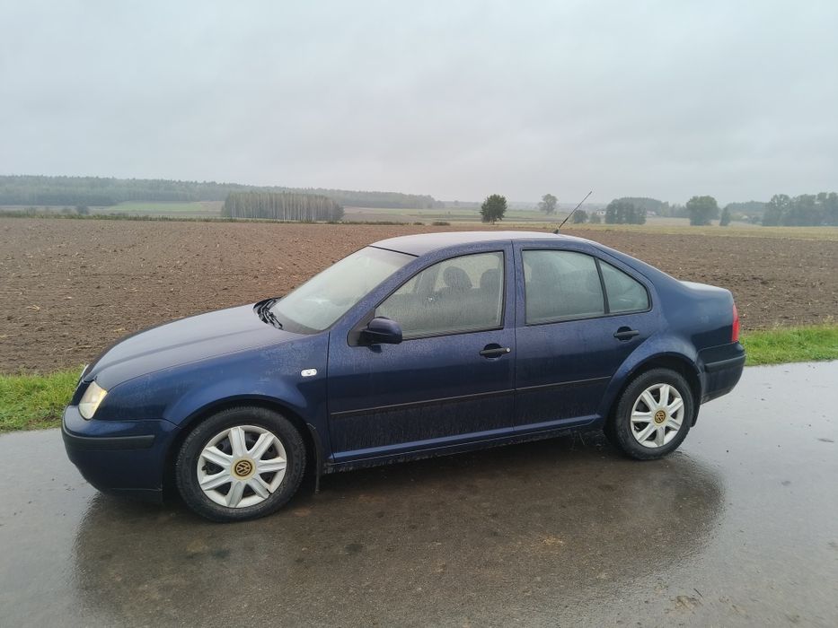 Sprzedam VW Bora 1.6 b