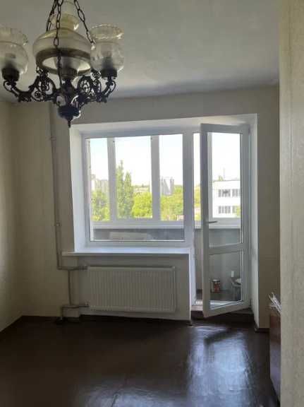 Продам 1кім кв  зручна локація