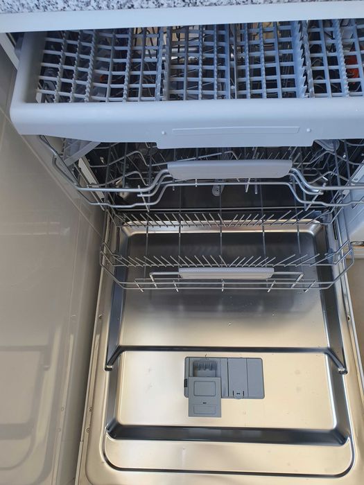 Máquina lavar loiça Hotpoint