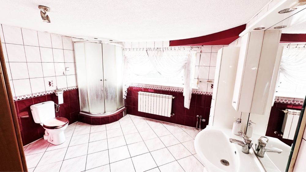 Wygodny Dom w Jarocinie na Sprzedaż, Duża dzialka!