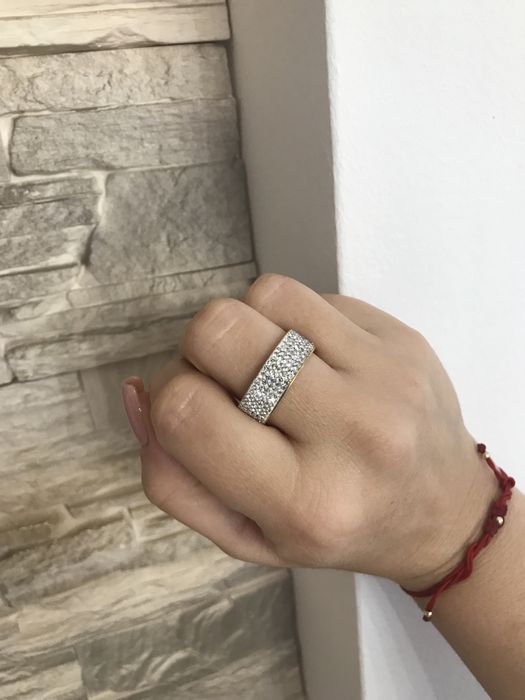 Obrączka pierścionek z cyrkoniami  srebrna