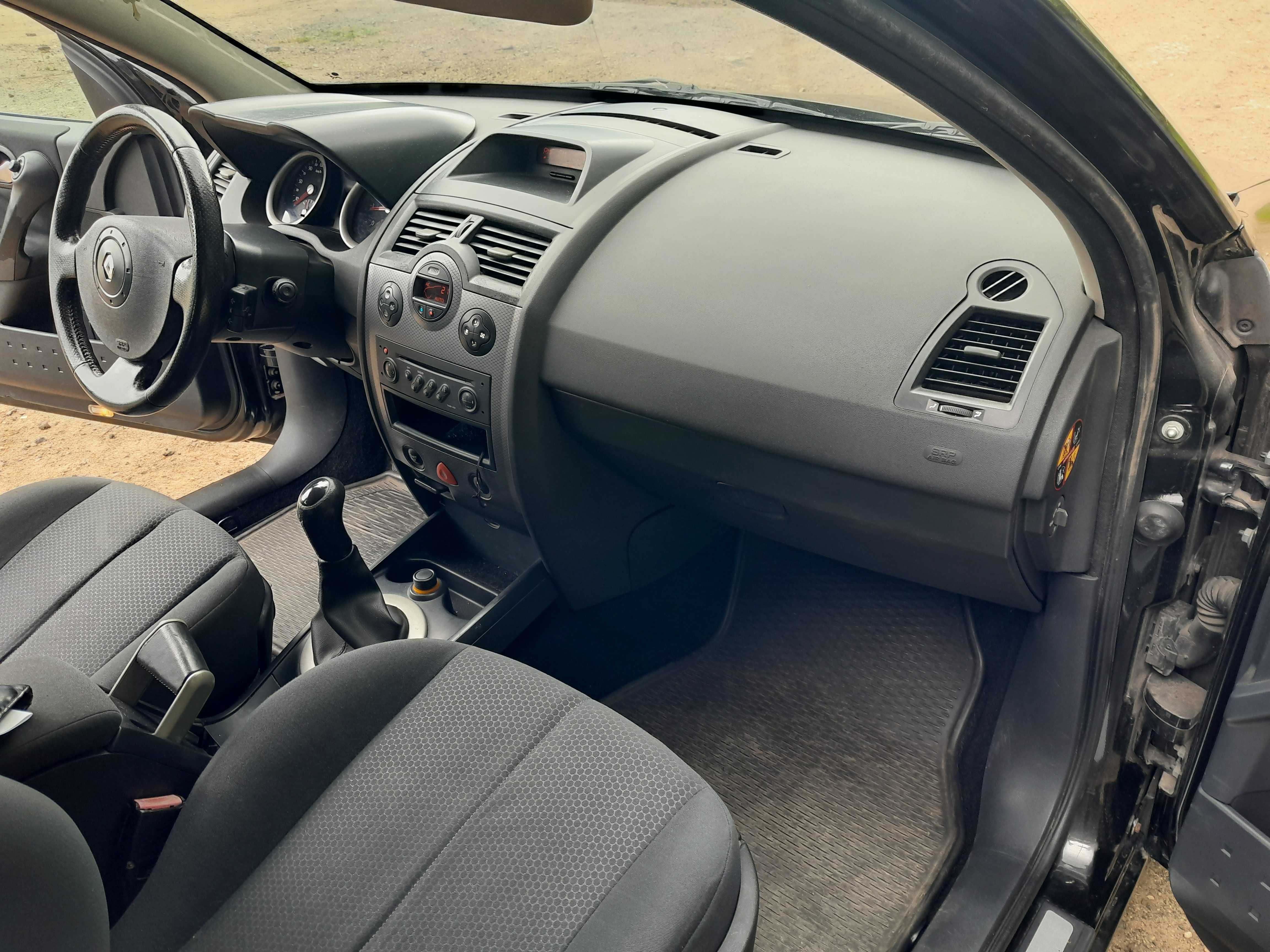 Renault Megane 1.6 16v Benzyna  Klima  Długie Opłaty