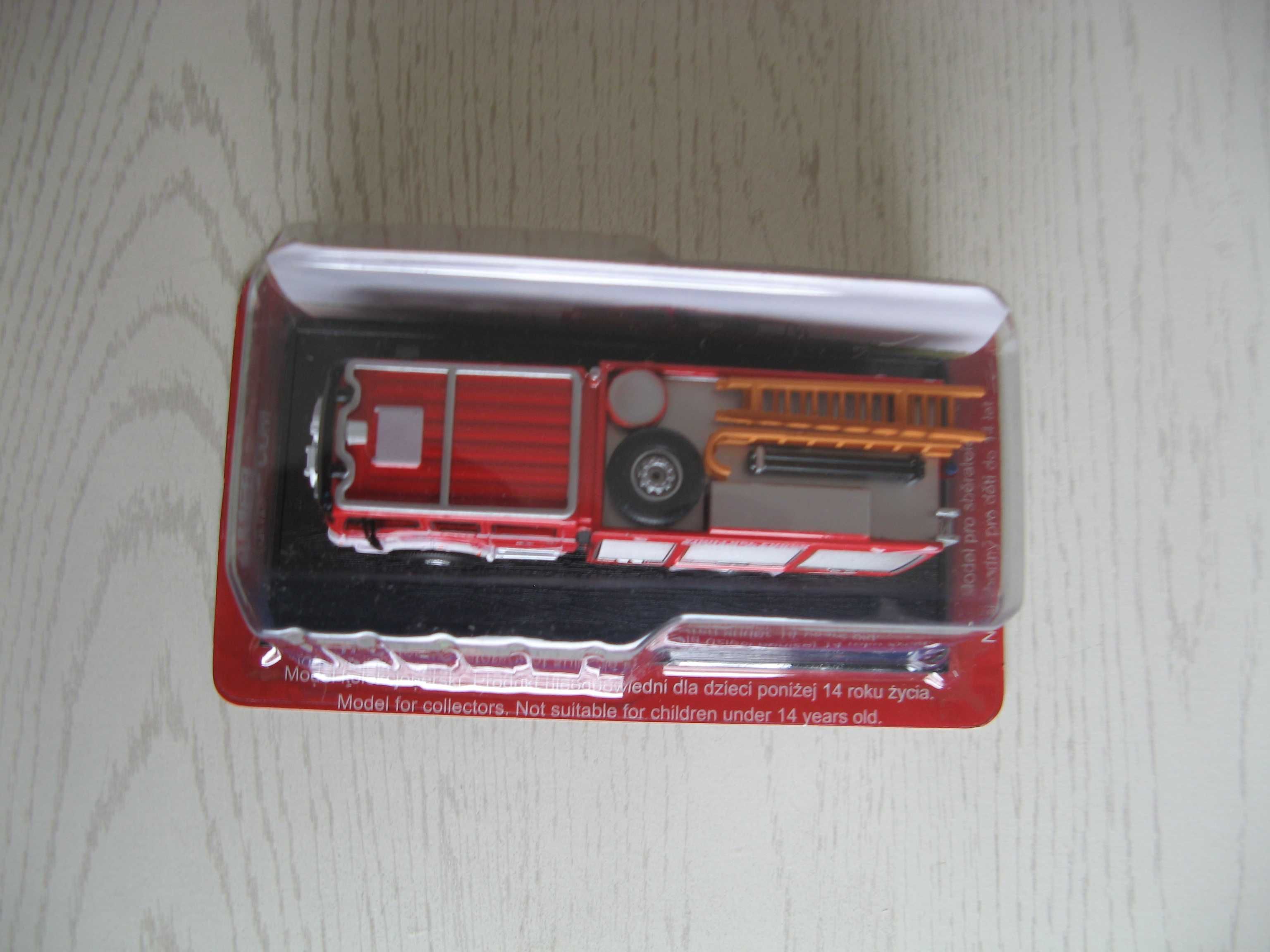 Iveco Magirus Firetech 4000, straż pożarna, 1:64/Nowy!