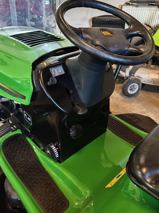 Садовий трактор газонокосарка Husqvarna 16hp
