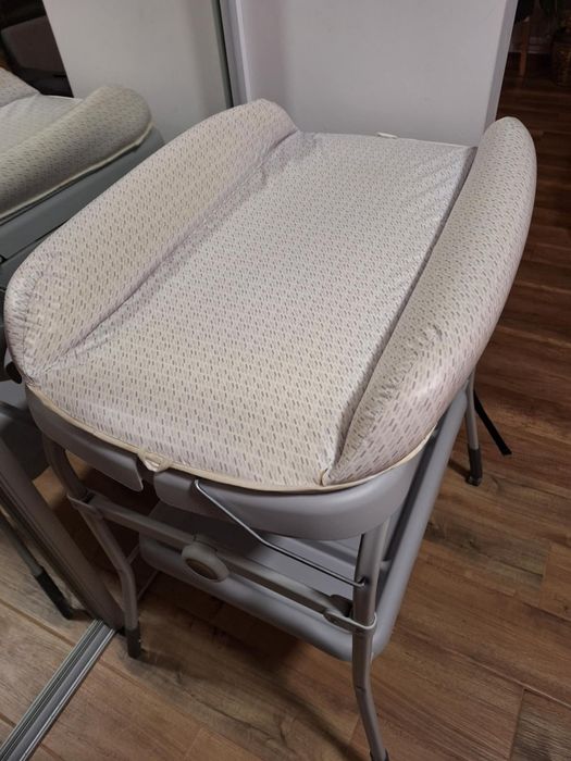 Przewijak 2w1 z wanienką chicco