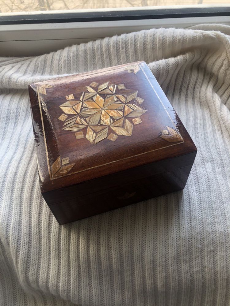 Деревянная шкатулка ручной работы винтаж раритет вінтажна скринька