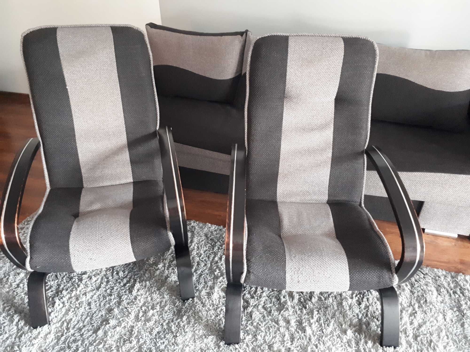 Sofa z funkcją spania plus dwa fotele