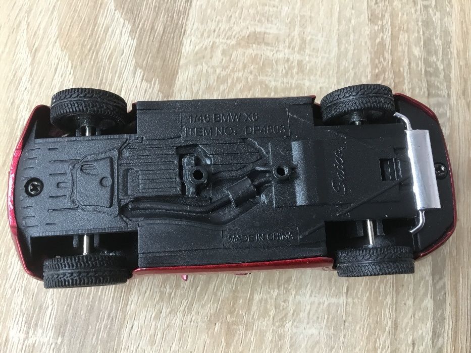 BMW X6 Модель автомобиля 1:46