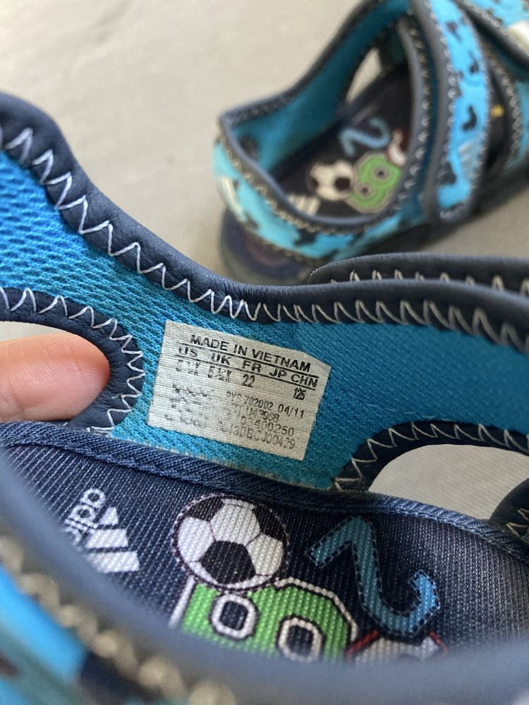 Sandały sandałki adidas disney dla chlopca
