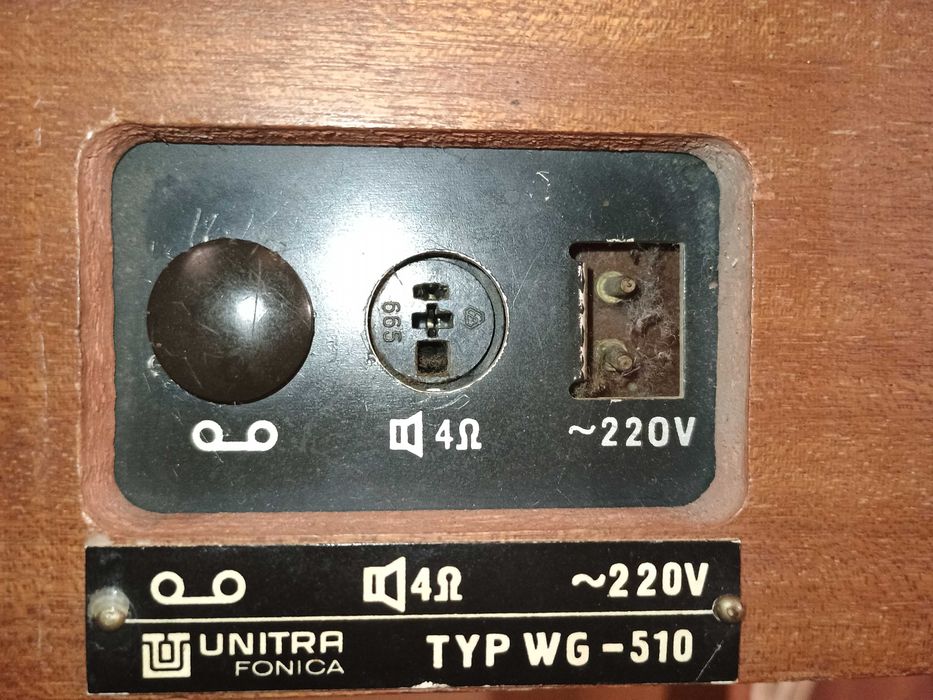 Gramofon PRL Unitra Fonica WG-510 w drewnianej obudowie  + GRATIS