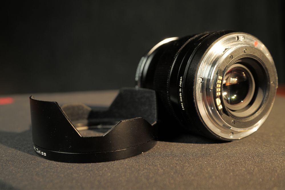 Carl Zeiss 25mm f2. ZE