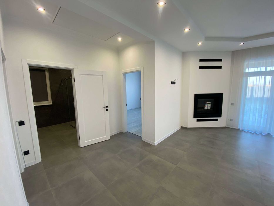 Продаж нового мебльованого будинку з ремонтом в КМ Міжріччя | Межречье