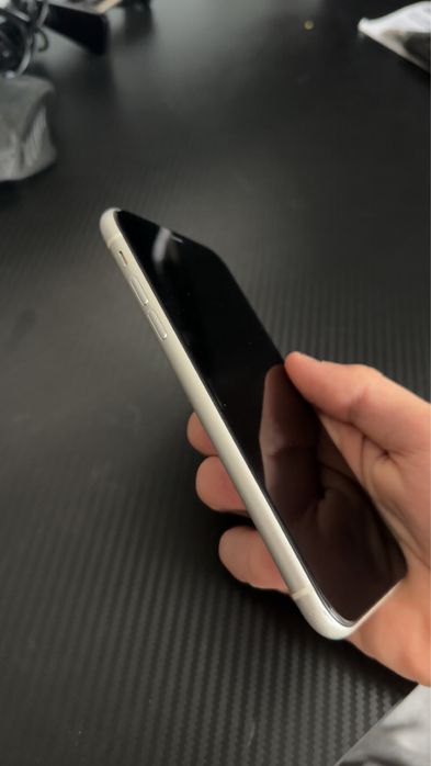 Iphone 11 64gb !