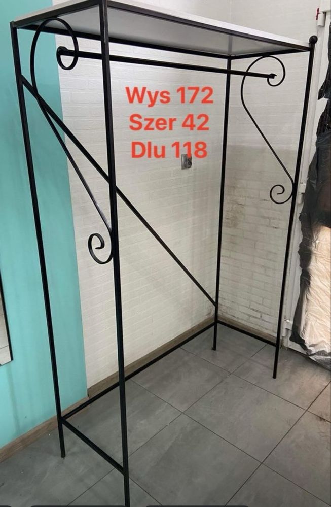 Sprzedam zestaw mebli kutych do sklepu / garderoby