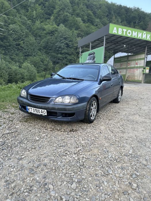 Toyota avensis 1.6газ/бензин 1999року