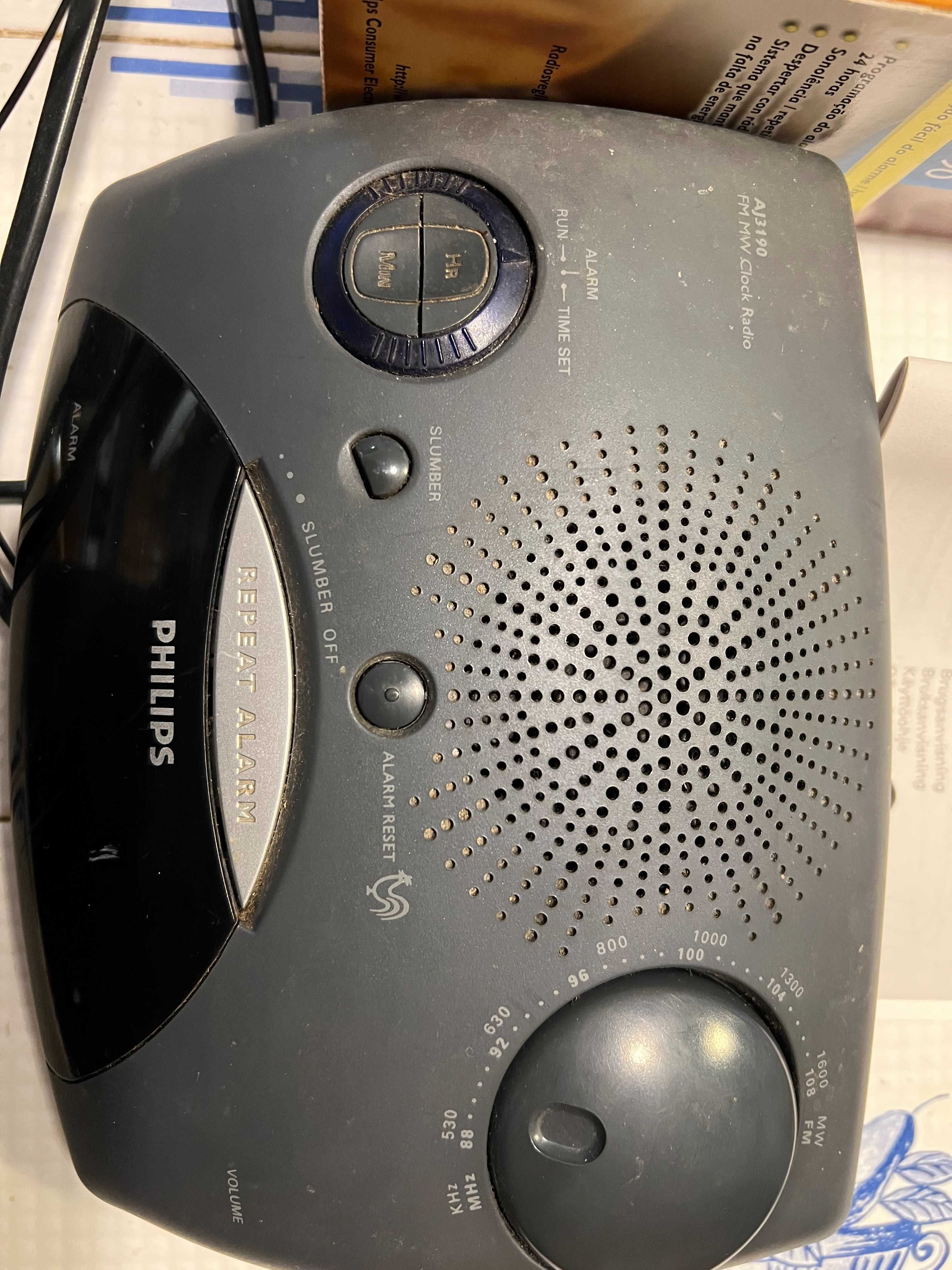 Rádio Despertador Philips, em Ótimo Estado a Funcionar a 100%