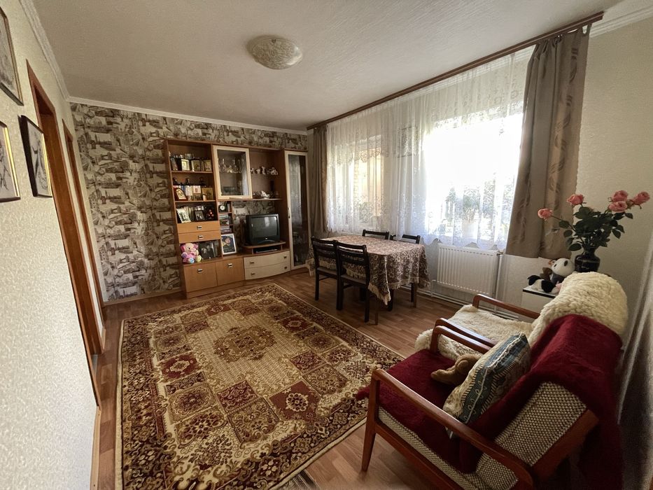 Продаж будинку в центрі міста