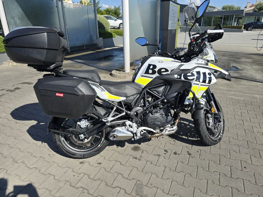 Mota Benelli TRK 502