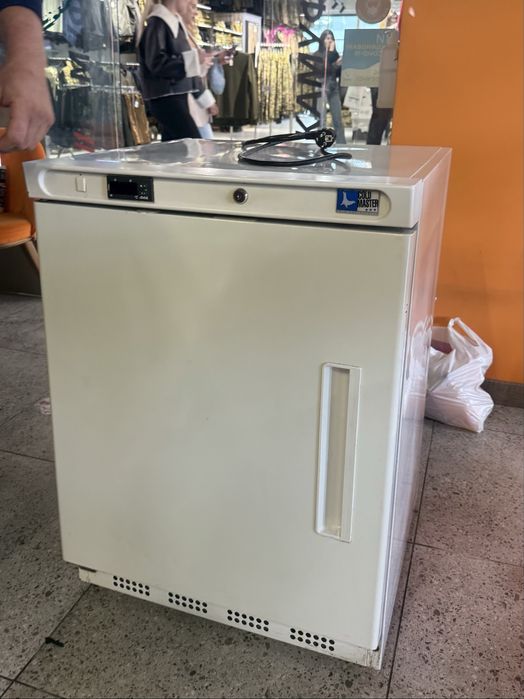 Барна морозильна шафа Tecfrigo