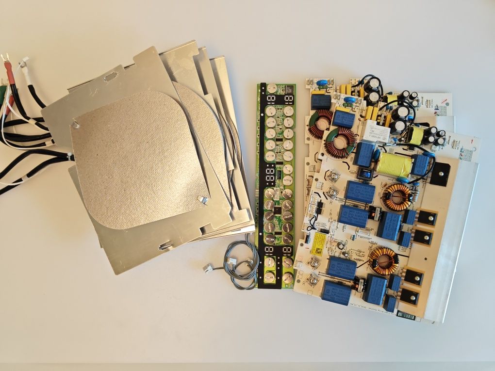 Cały komplet części do płyty indukcyjnej Electrolux EIV63440BW, (PCB)
