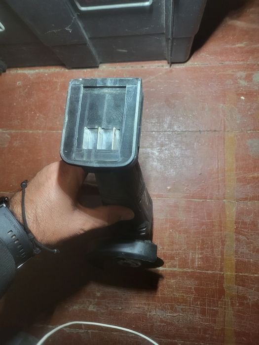 Аккумуляторна болгарами 20в, Дніпро М, як нова!