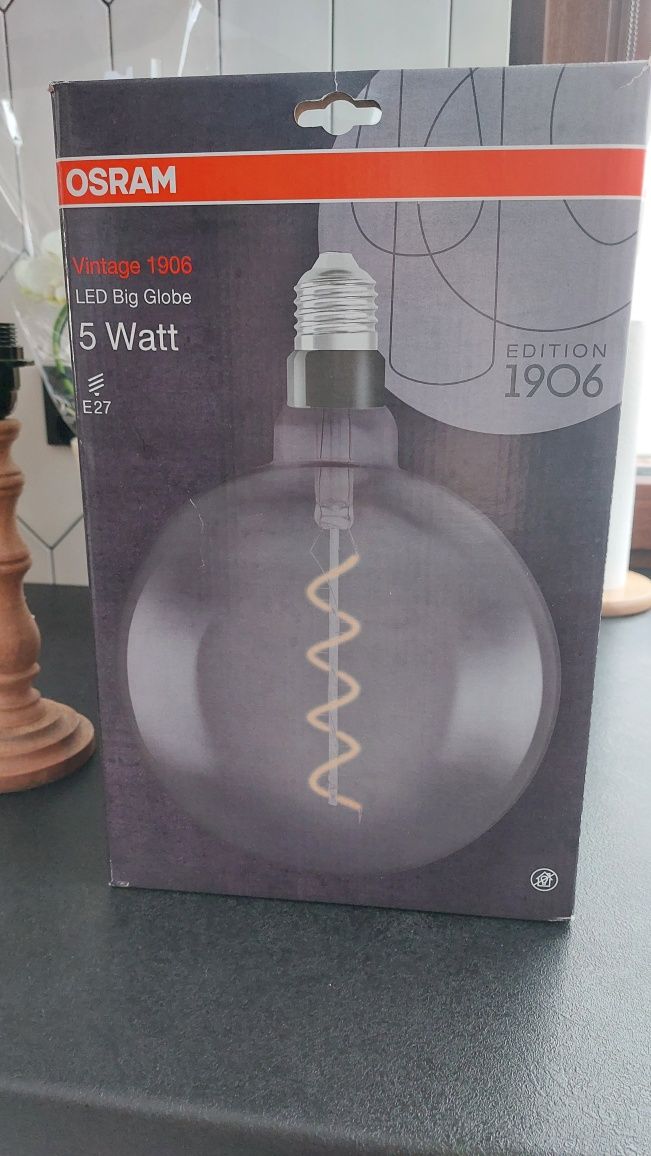 Żarówka Osram edison duża ozdobna czarna