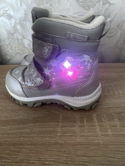 Зимові ботінки для дівчинки