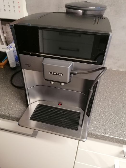 Ekspres do kawy Siemens model Eq6 plus
