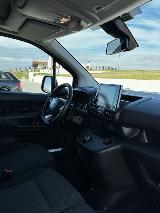 Citroën Berlingo 2021 - muito bem conservada / pronto a usar