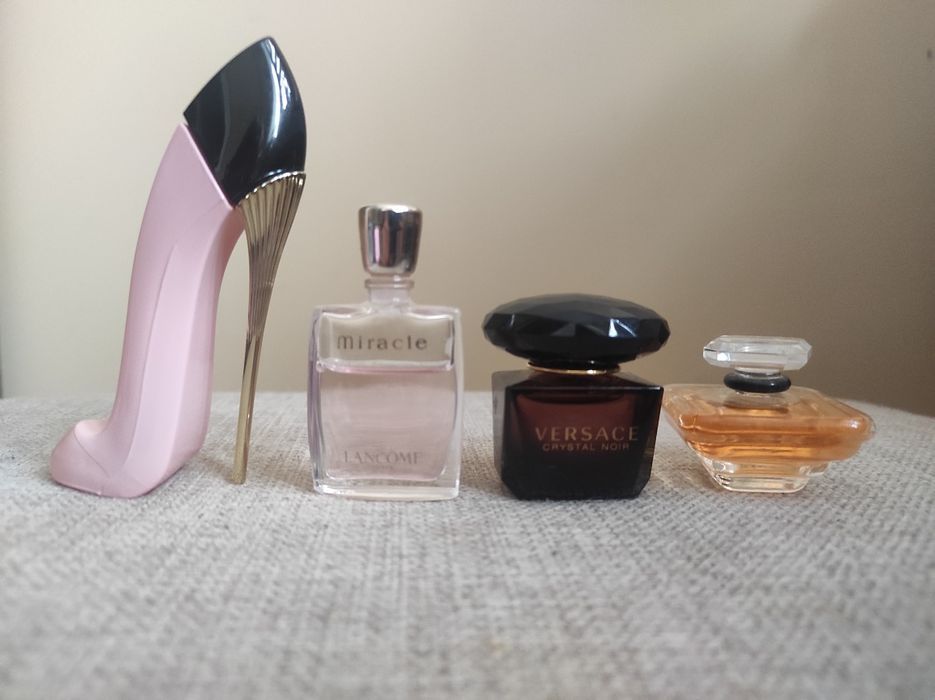 Zestaw miniaturek perfum Carolina Herrera, Lancome, Versace