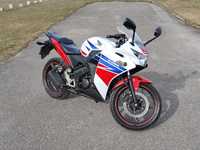 Motor Honda CB 125R