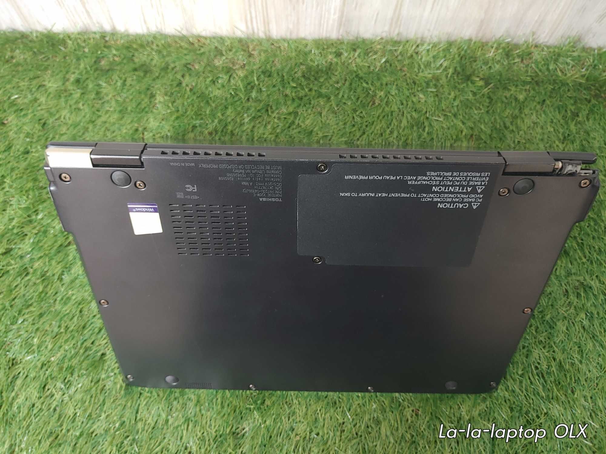 Toshiba Dynabook Protege X20W-E / 16 ram / 256 ssd / full hd ips / i5