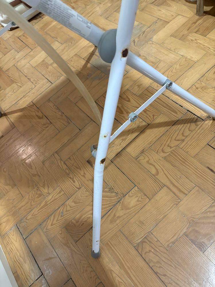 Banheira de bebe com suporte