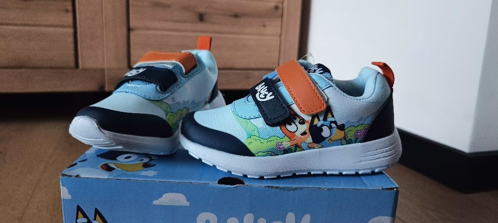 Sportowe buty na rzep Bluey super lekkie dziecięce z postacią z bajki
