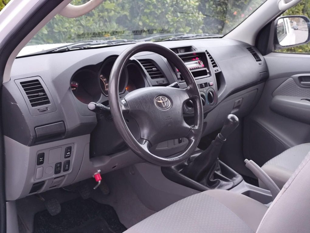 Toyota Hilux 2.5D4D 4x4 4 Lugares