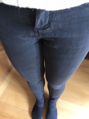 Mohito Nowe szare spodnie sprany jeans metki