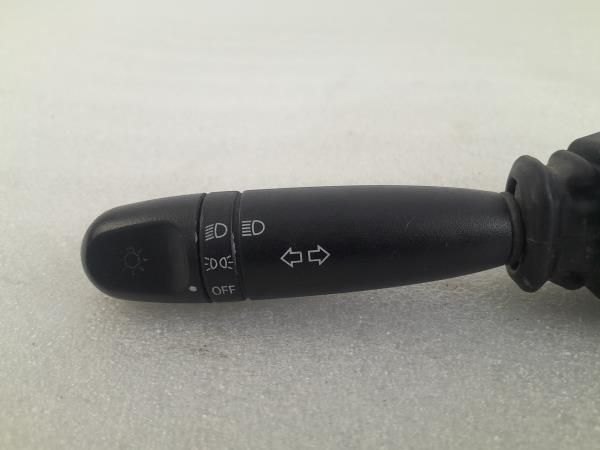 Conjunto / manetes de luzes e limpa vidros CHEVROLET Spark (M300)