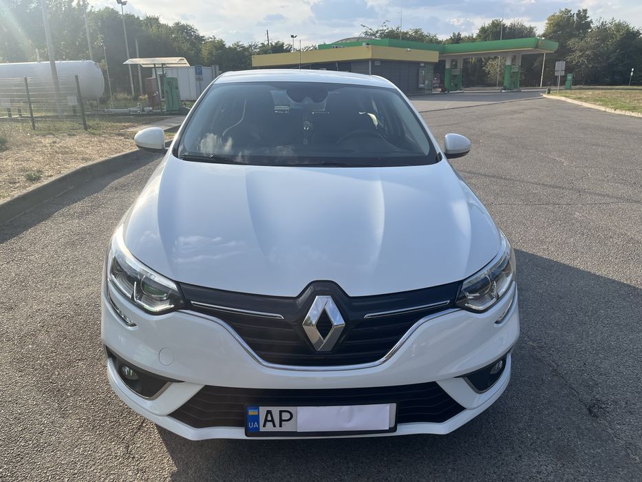 Renault Megan 4 1.5 до 30.11