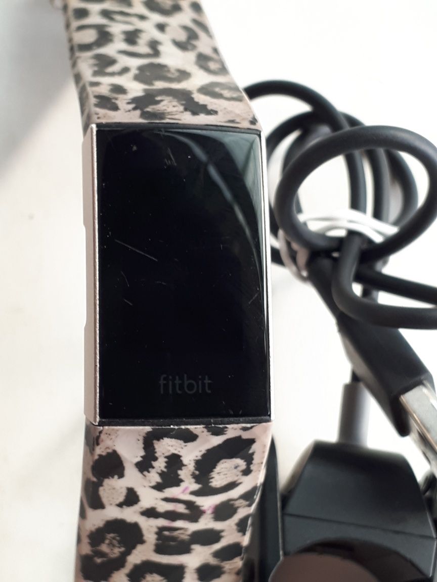 Часы,зарядка Fitbit Charge 4. Kospet “Original
