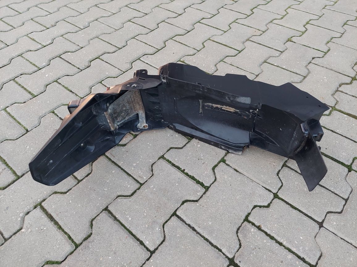 Nadkole Honda CBR 125 Tył Tylne błotnik Chlapacz osłona koła wypełnien