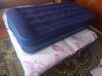 Надувна кровать з електронасосом